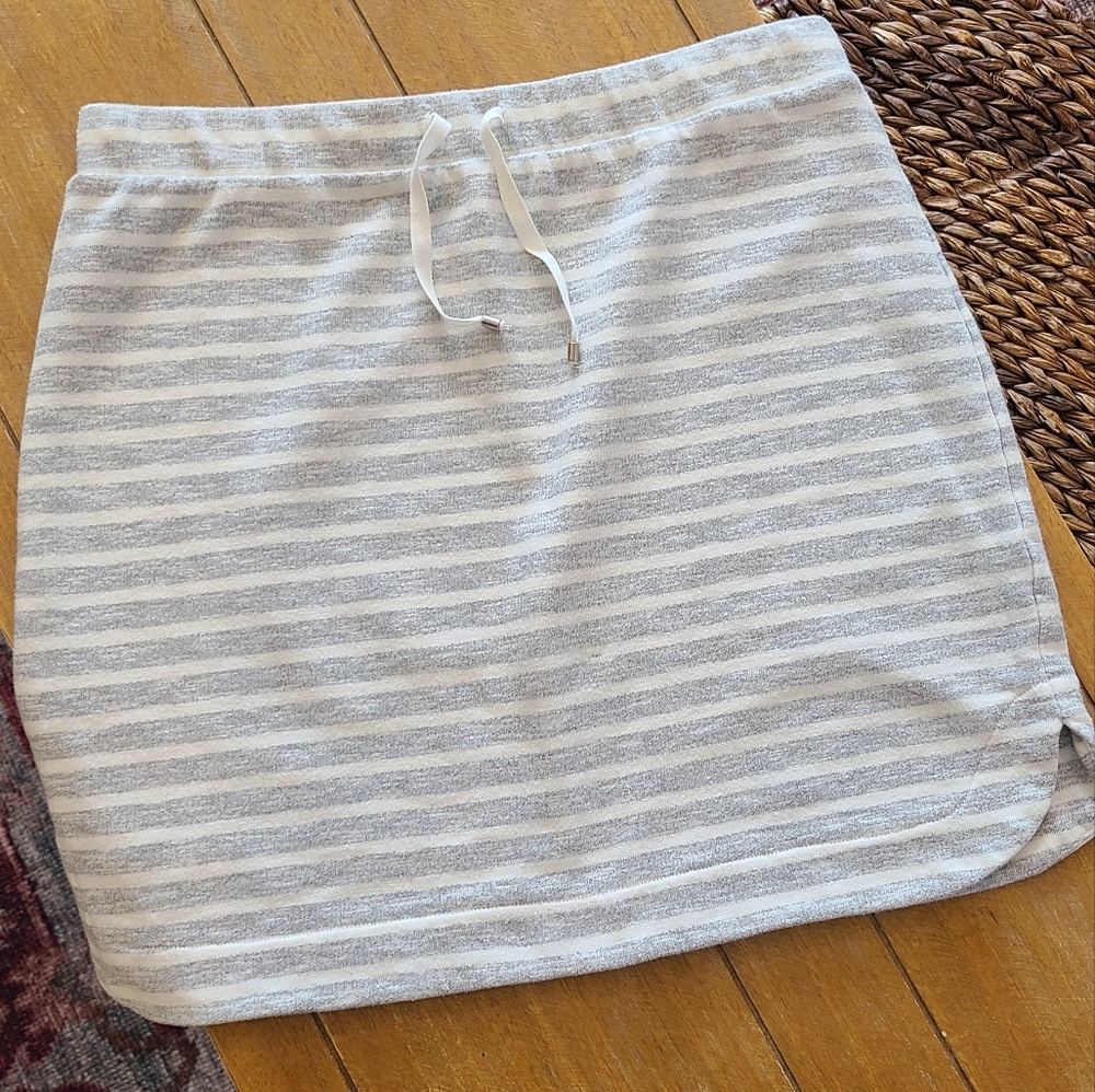 Gray and cream stripe cotton blend skirt